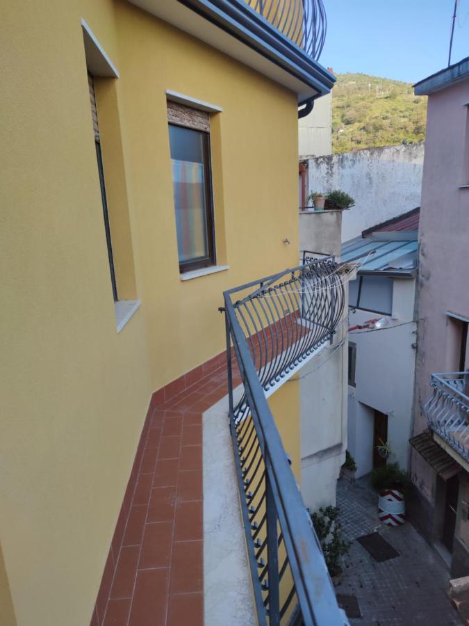 Cottage Gole Alcantara Pafumi Graniti Eksteriør bilde